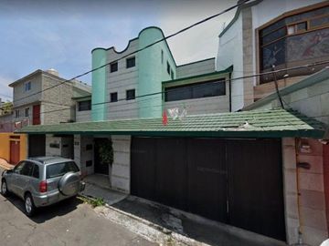 CASA EN VENTA, UBICADA EN OCOTEPEC, SAN JERONIMO ACULCO, MAGDALENA CONTRERAS, CDMX