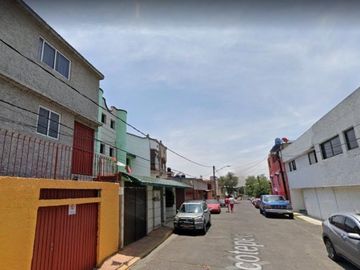 CASA EN VENTA, UBICADA EN OCOTEPEC, SAN JERONIMO ACULCO, MAGDALENA CONTRERAS, CDMX