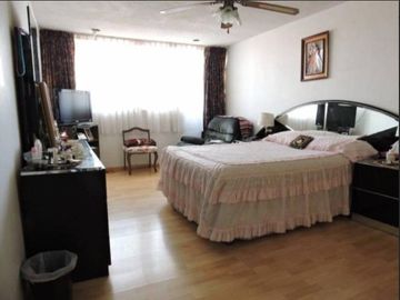 CASA EN VENTA, UBICADA EN OCOTEPEC, SAN JERONIMO ACULCO, MAGDALENA CONTRERAS, CDMX