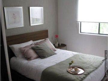 Bonita, con buenos acabados y en excelentes condiciones, casa en venta con 3 Rec ubicada en Rincones del Marques, Qro JF