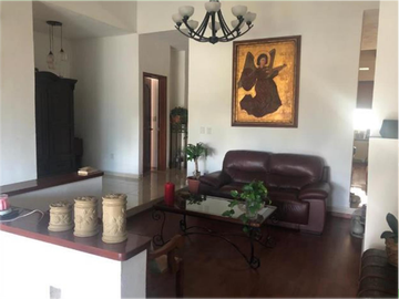 CASA EN SAN GIL CON VISTA PRIVILEGIADA AL CAMPO DE GOLF