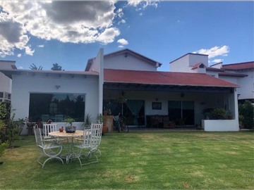 CASA EN SAN GIL CON VISTA PRIVILEGIADA AL CAMPO DE GOLF