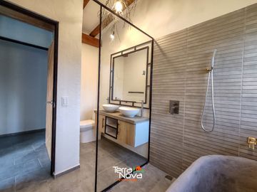 Finca nueva con bonita vista en venta El Peñol