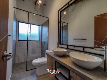 Finca nueva con bonita vista en venta El Peñol