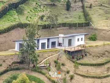 Finca nueva con bonita vista en venta El Peñol