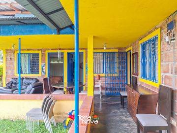 Finca con bonita vista en venta El Peñol