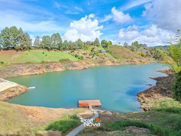 Hermosa finca con acceso al embalse en venta El Peñol