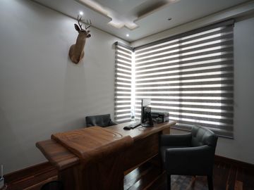Casa moderna en Venta frente a parque dentro de Valle Real