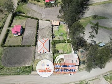 AMPLIA CASA RENTERA CON AREA VERDE Y JARDINES, Sector La Raya Ricaurte C1433