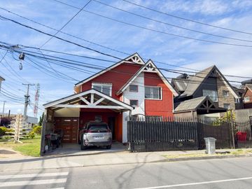 Casa en condominio sector Lomas Coloradas · Venta $130.000.000