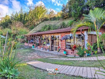 Finca con hermosa vista panorámica en venta El Peñol