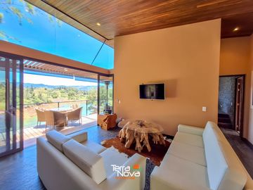 Cabaña en unidad cerrada de alto nivel en venta Guatapé