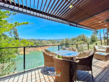 Cabaña en unidad cerrada de alto nivel en venta Guatapé
