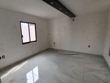 Casa nueva de 4 recámaras (una en planta baja) en Col. Ejido 1ro. de mayo sur. Cerca de Av. Ejército Mexicano
