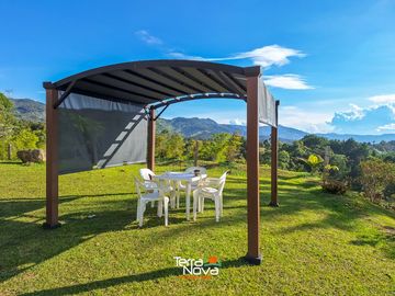 Finca con hermosa vista panorámica en venta Guatapé