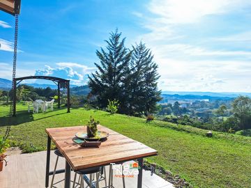 Finca con hermosa vista panorámica en venta Guatapé