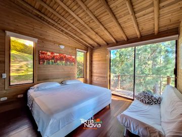 Finca con hermosa vista y acceso directo al embalse en venta Guatapé
