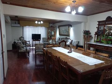Vendo Casa En Talca, V 1397-165-S-GR-08.24