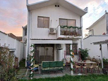 Vendo Casa En Talca, V 1397-165-S-GR-08.24