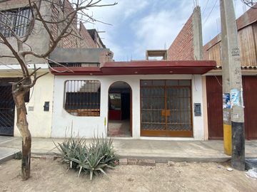 SE VENDE CASA EN CARABAYLLO