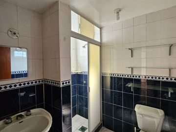 EN VENTA HERMOSA CASA AMPLIA E INDEPENDIENTE SOBRE CIRCUITO JUAN PABLO II PUEBLA.