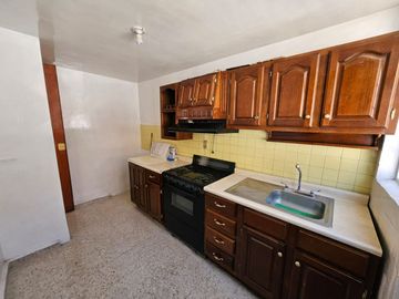 EN VENTA HERMOSA CASA AMPLIA E INDEPENDIENTE SOBRE CIRCUITO JUAN PABLO II PUEBLA.