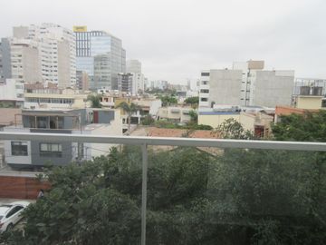 VENDO MAGDALENA Bellísimo Departamento 125 m2 C/Cochera CALLE ROCA Y VERGALLO MAGDALENA DEL MAR