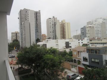 VENDO MAGDALENA Bellísimo Departamento 125 m2 C/Cochera CALLE ROCA Y VERGALLO MAGDALENA DEL MAR