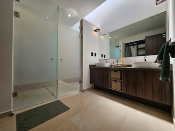 ESTRENA CASA EN VENTA FRACC.EL CAMPANARIO 3 RECÀMARAS BALCÒN JARDÌN AMENIDADES