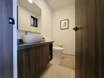 ESTRENA CASA EN VENTA FRACC.EL CAMPANARIO 3 RECÀMARAS BALCÒN JARDÌN AMENIDADES