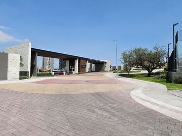 ESTRENA CASA EN VENTA FRACC.EL CAMPANARIO 3 RECÀMARAS BALCÒN JARDÌN AMENIDADES