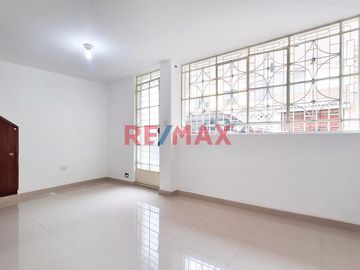 ¡Departamento En Venta! 1Er Piso En Urb. Previ Bocanegra - Callao