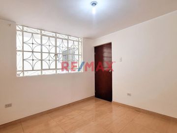 ¡Departamento En Venta! 1Er Piso En Urb. Previ Bocanegra - Callao