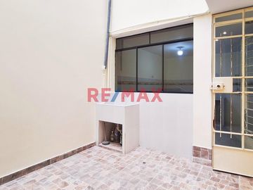 ¡Departamento En Venta! 1Er Piso En Urb. Previ Bocanegra - Callao