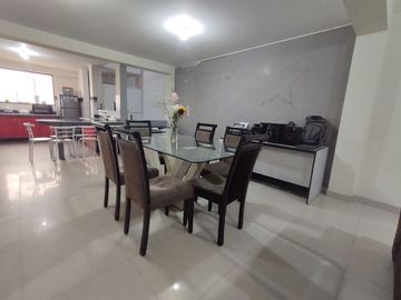 Venta Casa Amplia Y Espaciosa