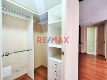 Departamento Con Vista Al Mar En Condominio Exclusivo C/ Piscina Y Otras Áreas Comunes
