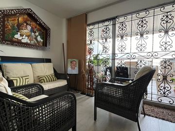 VENDOHERMOSA CASA EN BULEVAR DE LAS VILLAS PEREIRA