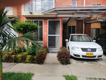 HERMOSA CASAEN VENTA CERRITOS CAMPESTRE