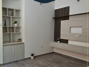 VENDO CASA DE ESTRENO EN MIRAFLORES COUNTRY CLUB