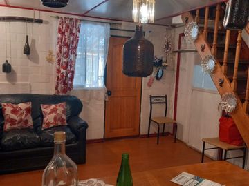 VENDE CASA PAREADA  de 2 pisos EN LINARES