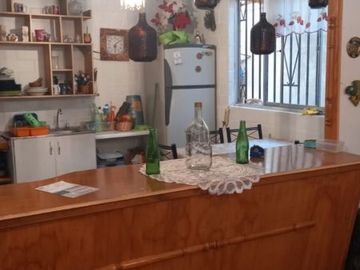 VENDE CASA PAREADA  de 2 pisos EN LINARES