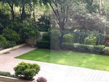 PRECIOSO DEPARTAMENTO DE DOBLE ALTURA EN JARDINES EN LA MONTAÑA