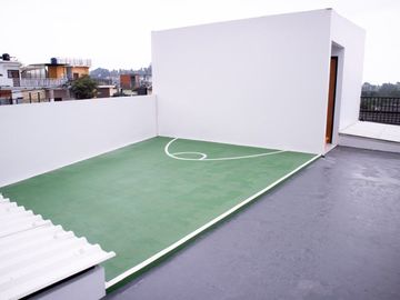 Rumah Villa Mewah Plus Kolam Renang Mini Futsal dan Basket di Perumahan Lembang Dekat UPI Setiabudi