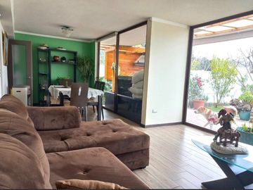 HERMOSA CASA INDEPENDIENTE. EXCLUSIVO SECTOR LOMAS DEL SOL QUILPUÉ