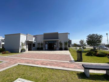 En venta hermosa casa de 2 habitaciones a 45 mins de CDMX.