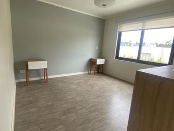 VENTA   HERMOSA CASA EN CONDOMINIO BOSQUE REAL CURAUMA