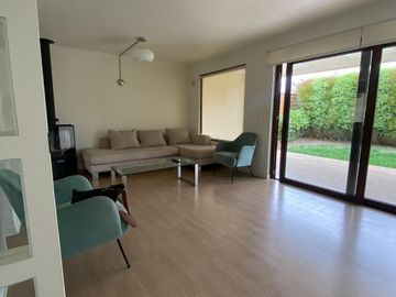 VENTA   HERMOSA CASA EN CONDOMINIO BOSQUE REAL CURAUMA