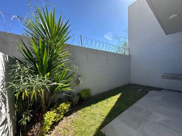 EN VENTA CASA DE DOS RECAMARAS EN PRIVADA A UNA HORA DE LA CDMX CISTERNA Y COCINA DE REGALO 🎁