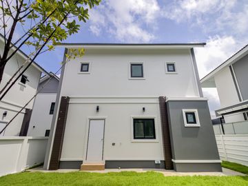 Newly Built Nordic-Style House – 2 Floors, 3 Bedrooms in Pa Daet Zone, Mueang Chiang Mai, Near Wat Don Chai Pa Daet