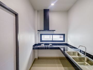 Newly Built Nordic-Style House – 2 Floors, 3 Bedrooms in Pa Daet Zone, Mueang Chiang Mai, Near Wat Don Chai Pa Daet